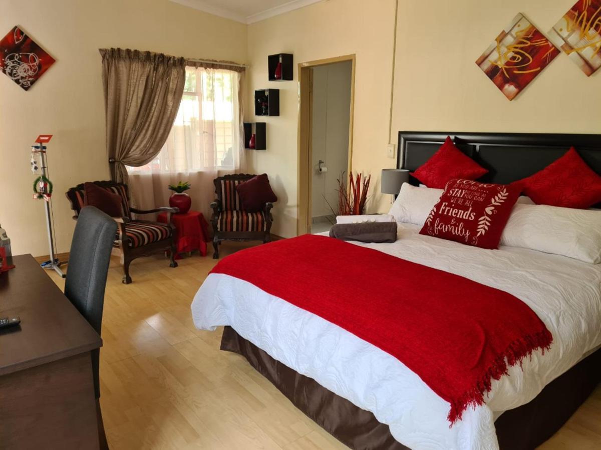 Christa'S Place 897 Pretoria Bagian luar foto